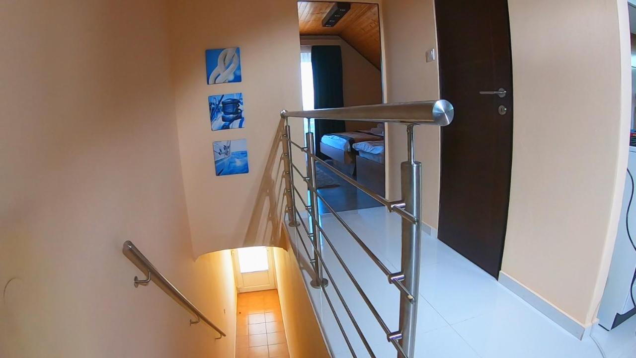 Bier-Lak Apartman House 71 Balatonlelle Bagian luar foto
