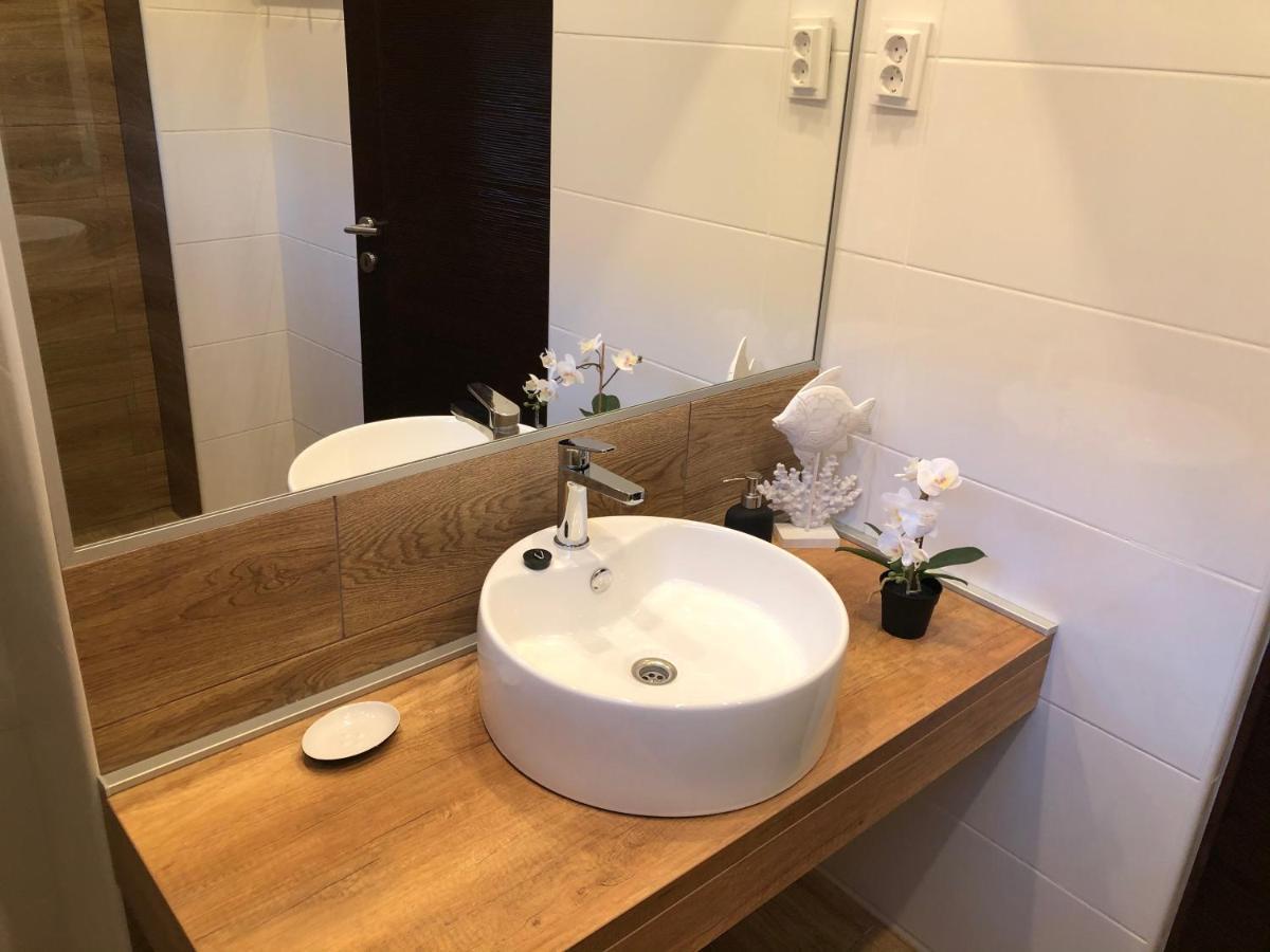 Bier-Lak Apartman House 71 Balatonlelle Bagian luar foto