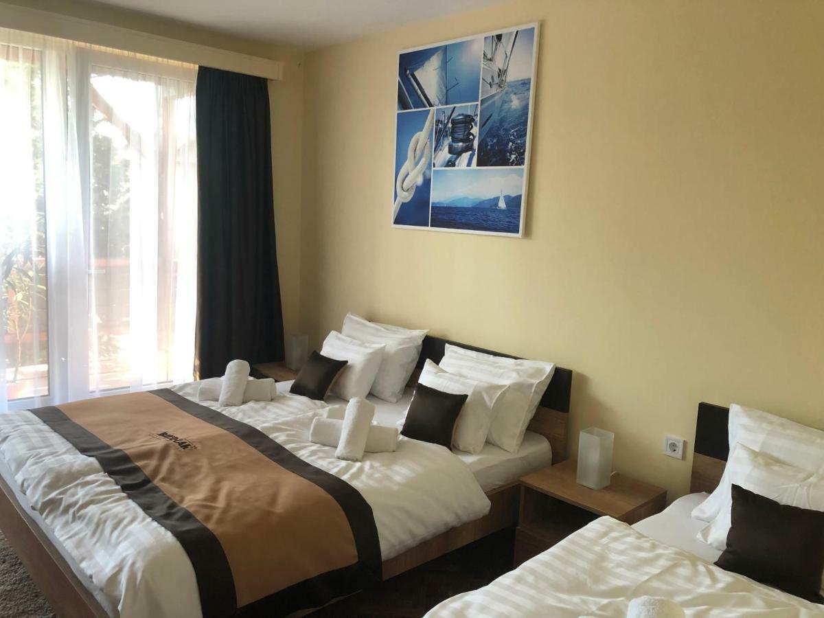 Bier-Lak Apartman House 71 Balatonlelle Bagian luar foto